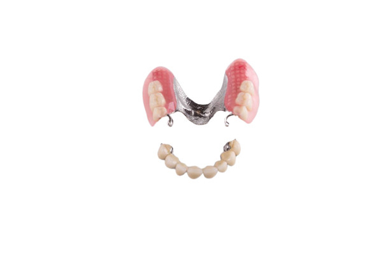DENTADURAS REMOVIBLES RELLENAS SOBREDENTADURAS TEMPORALES INVISIBLES CON CORONA PROCESAMIENTO DE DENTADURAS