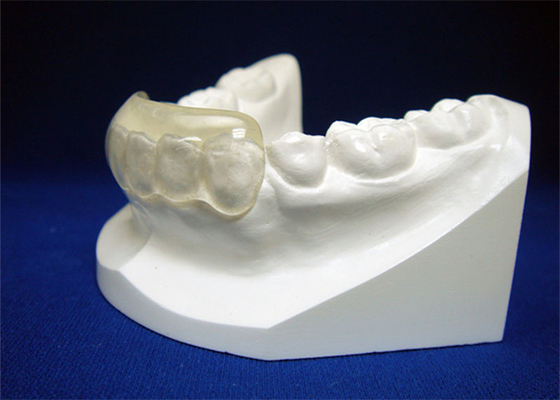 El dispositivo funcional dental de goma blanco durable mancha resistente